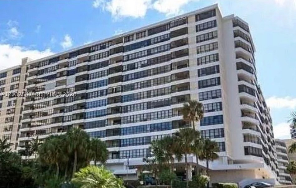 Hallandale Beach photo 1