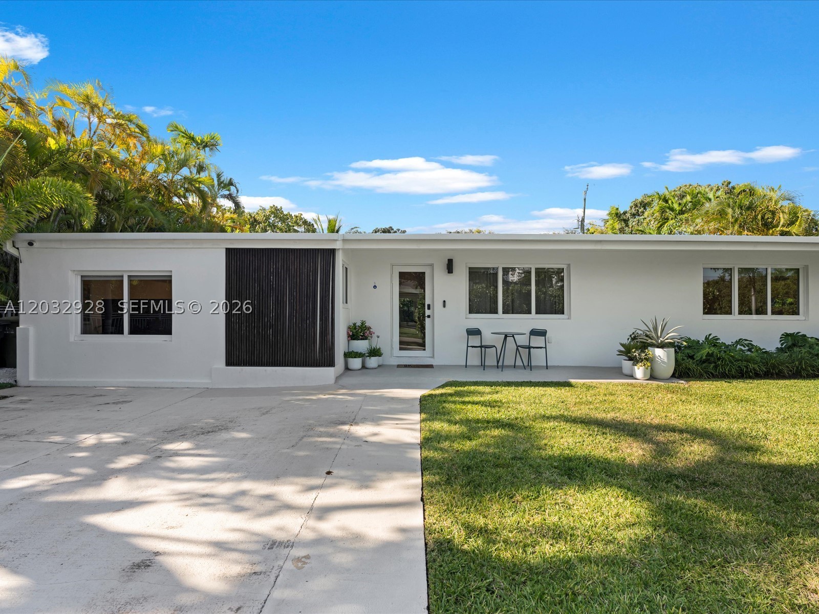 North Miami photo 2