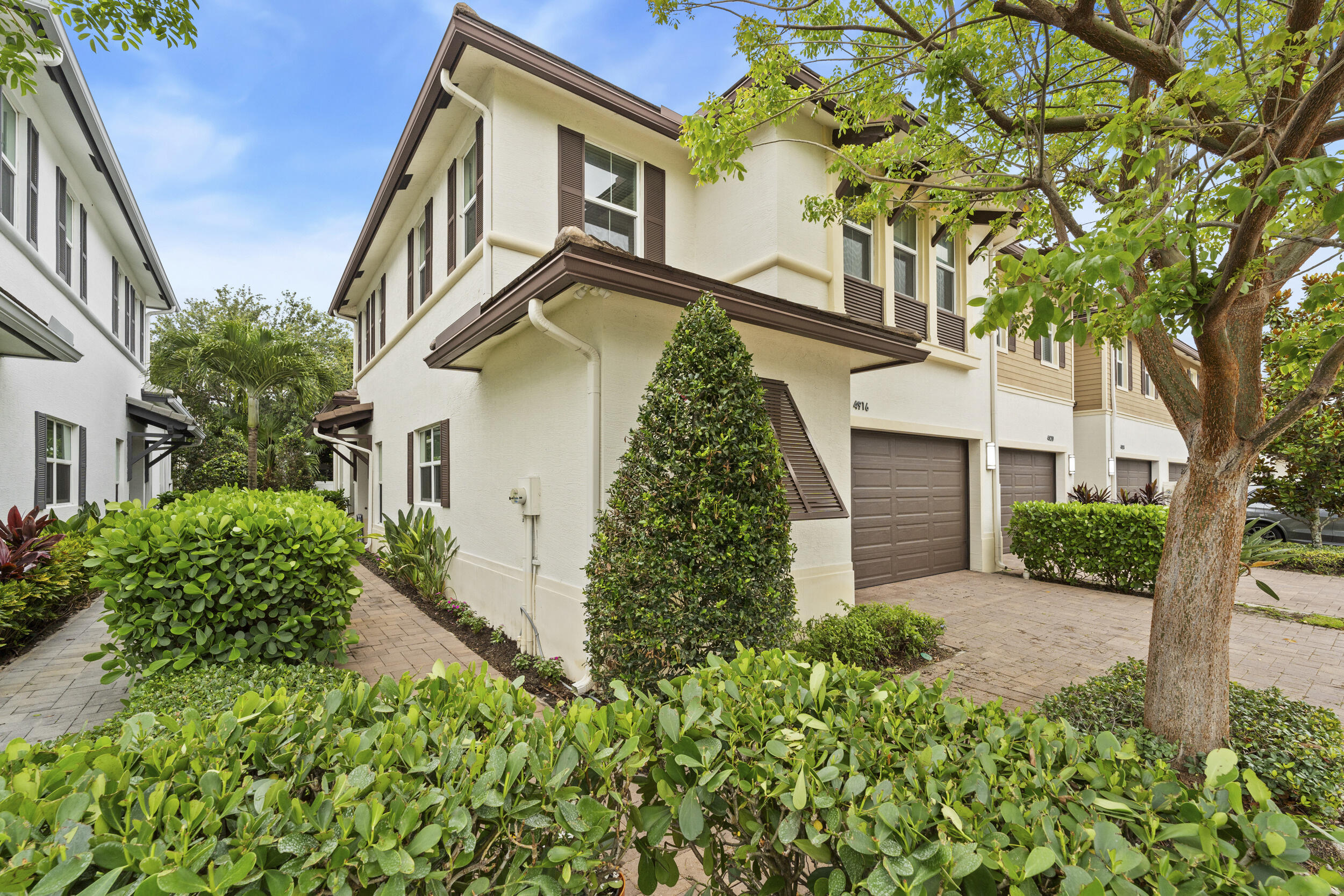 Palm Beach Gardens photo 2
