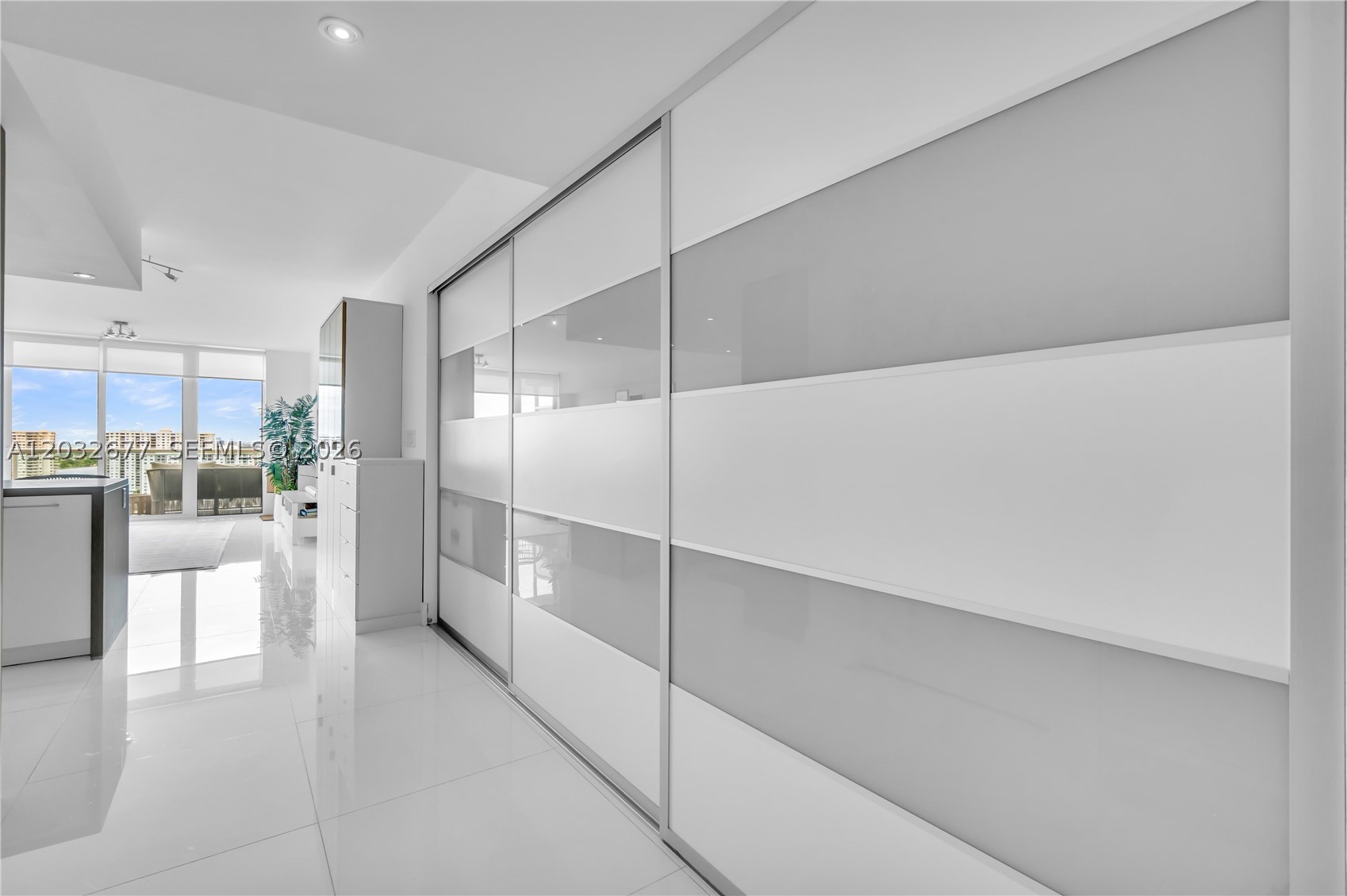 Sunny Isles Beach photo 2