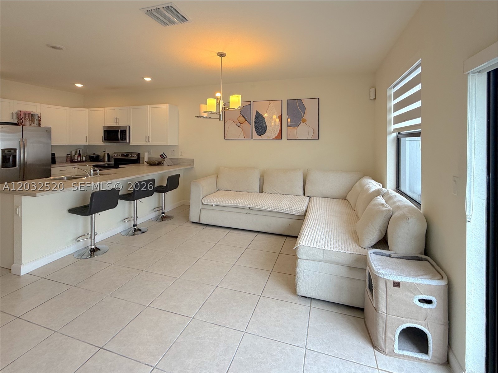 Hialeah photo 5