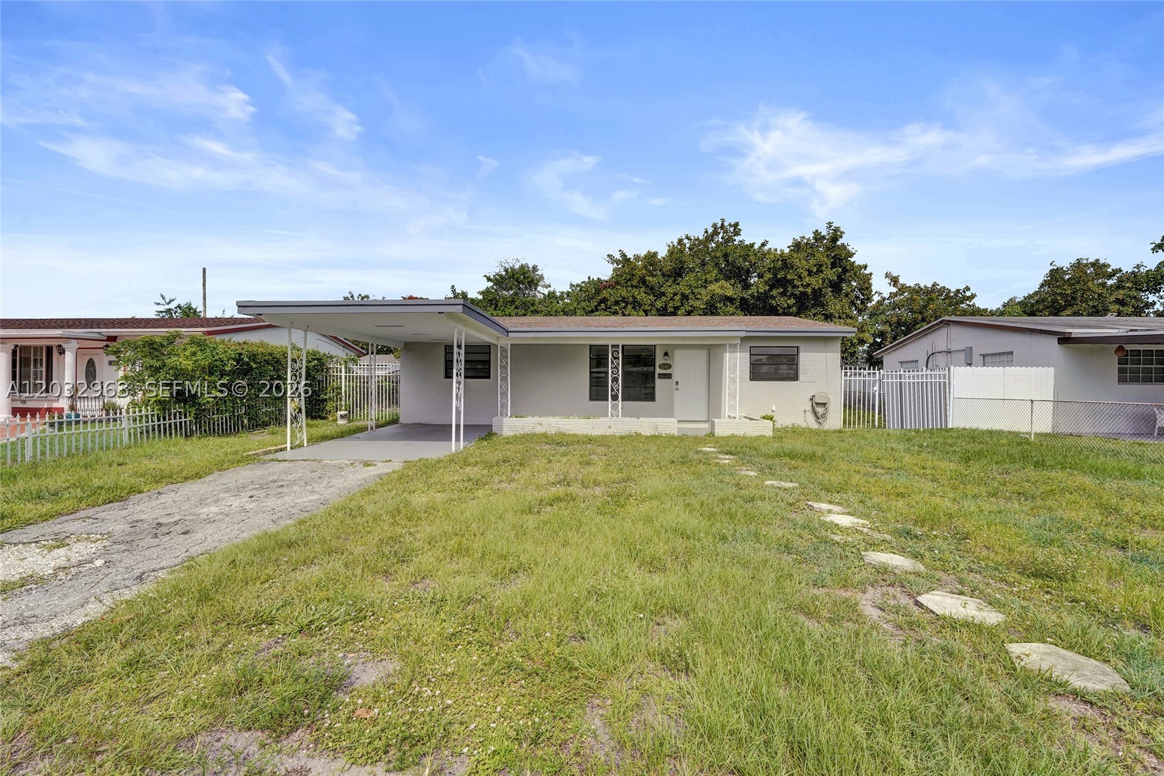 Hollywood photo 1