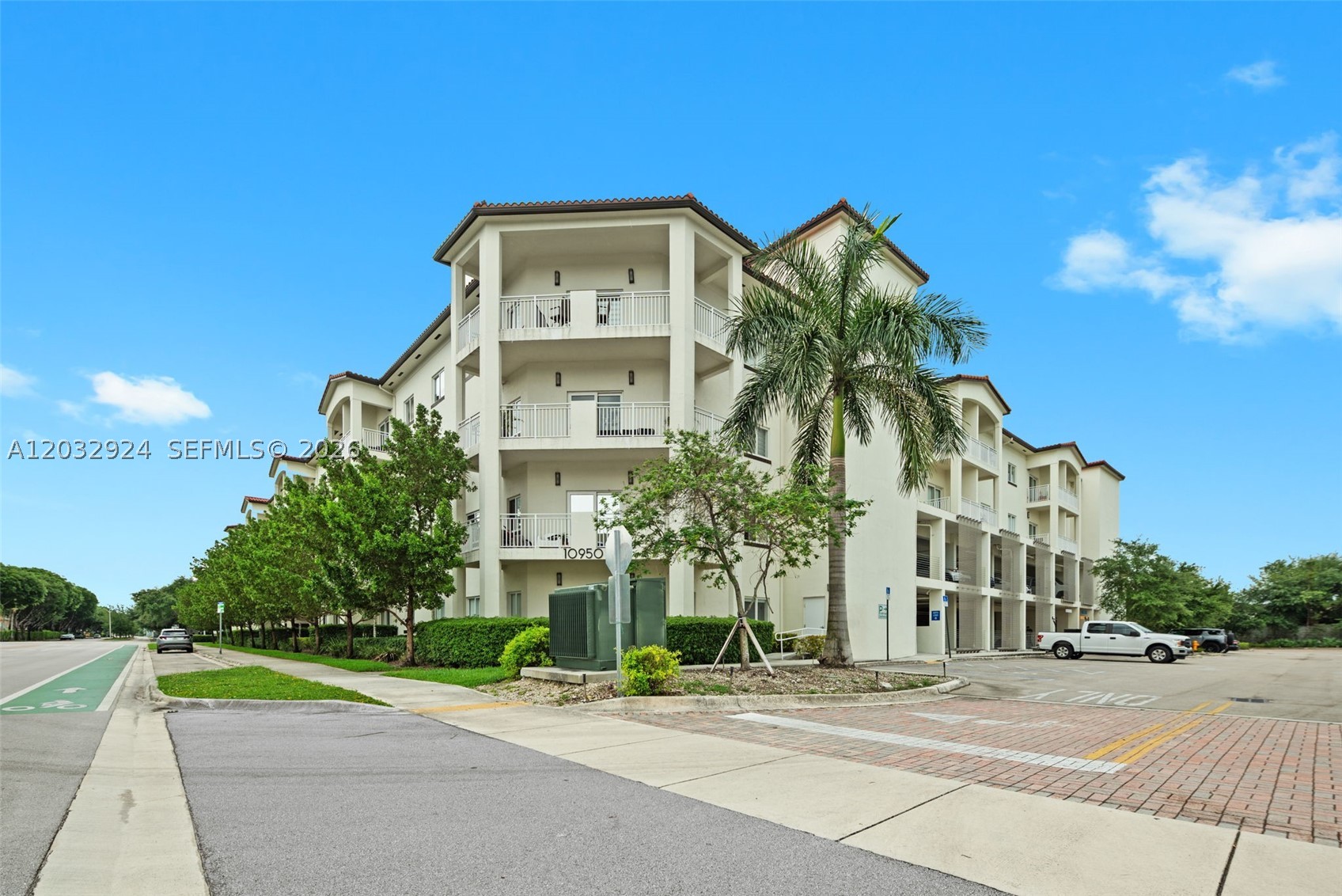Doral photo 1
