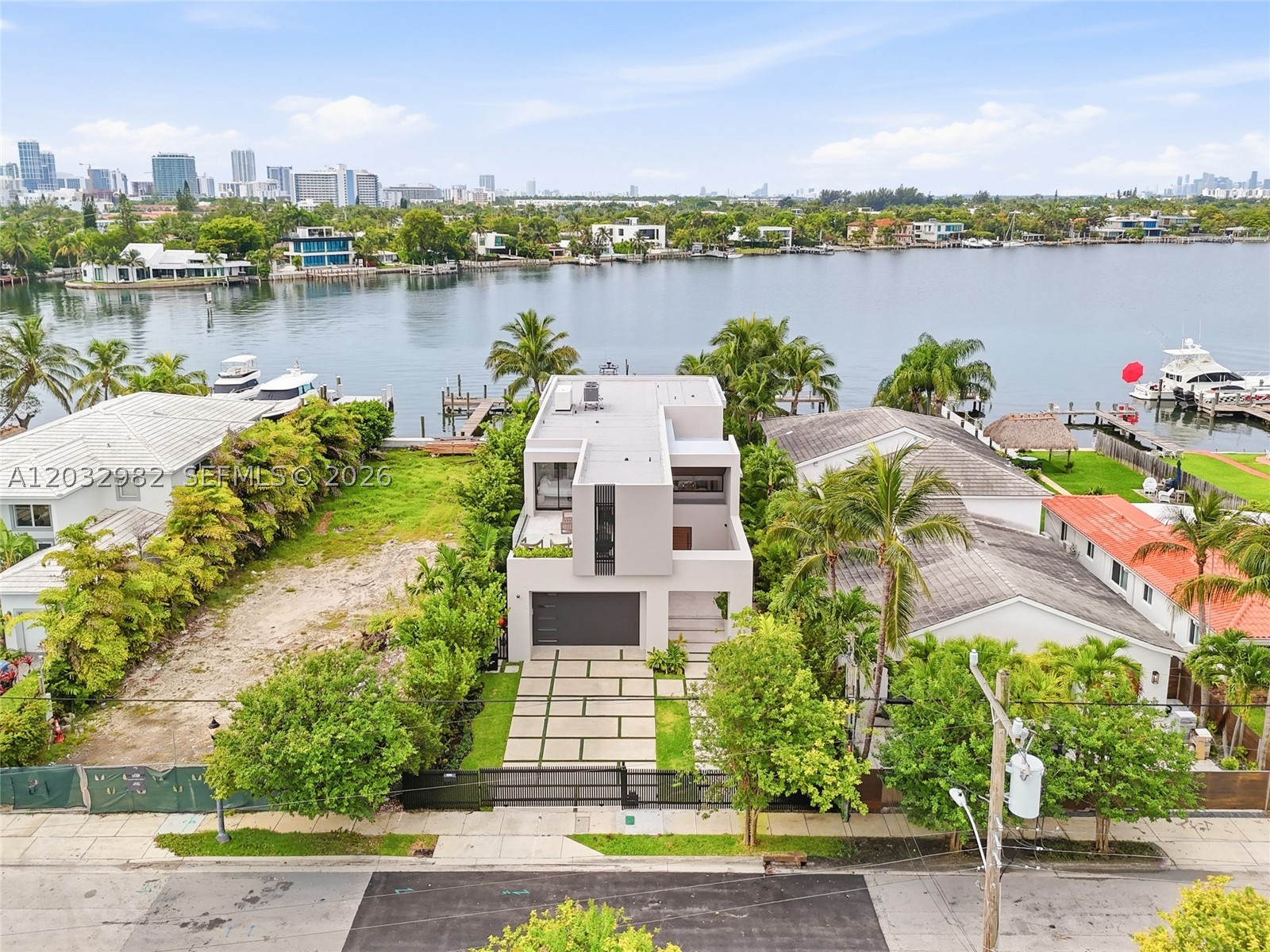 Miami Beach photo 3