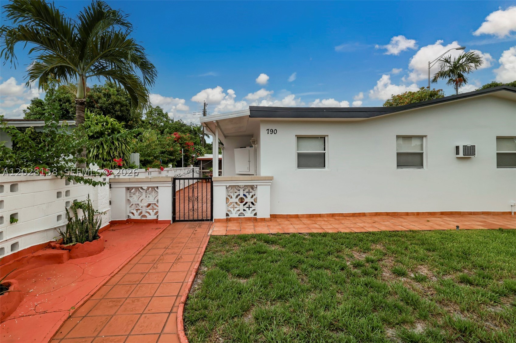 Hialeah photo 3