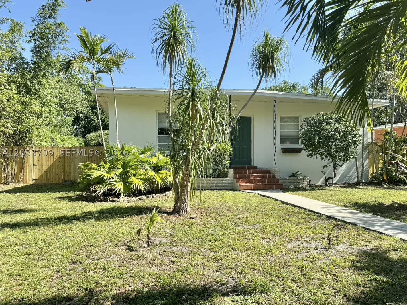 North Miami photo 1
