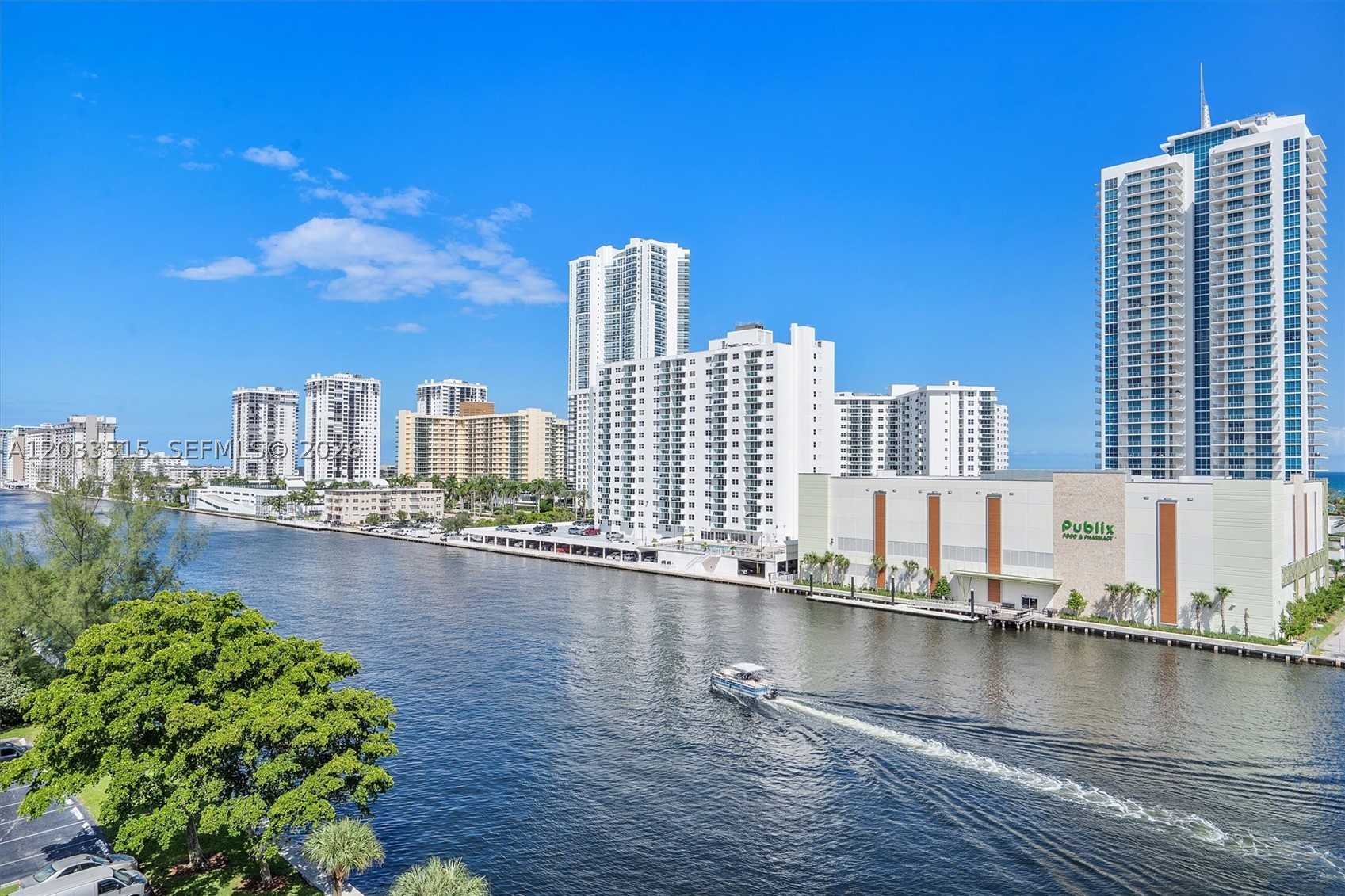 Hallandale Beach photo 2