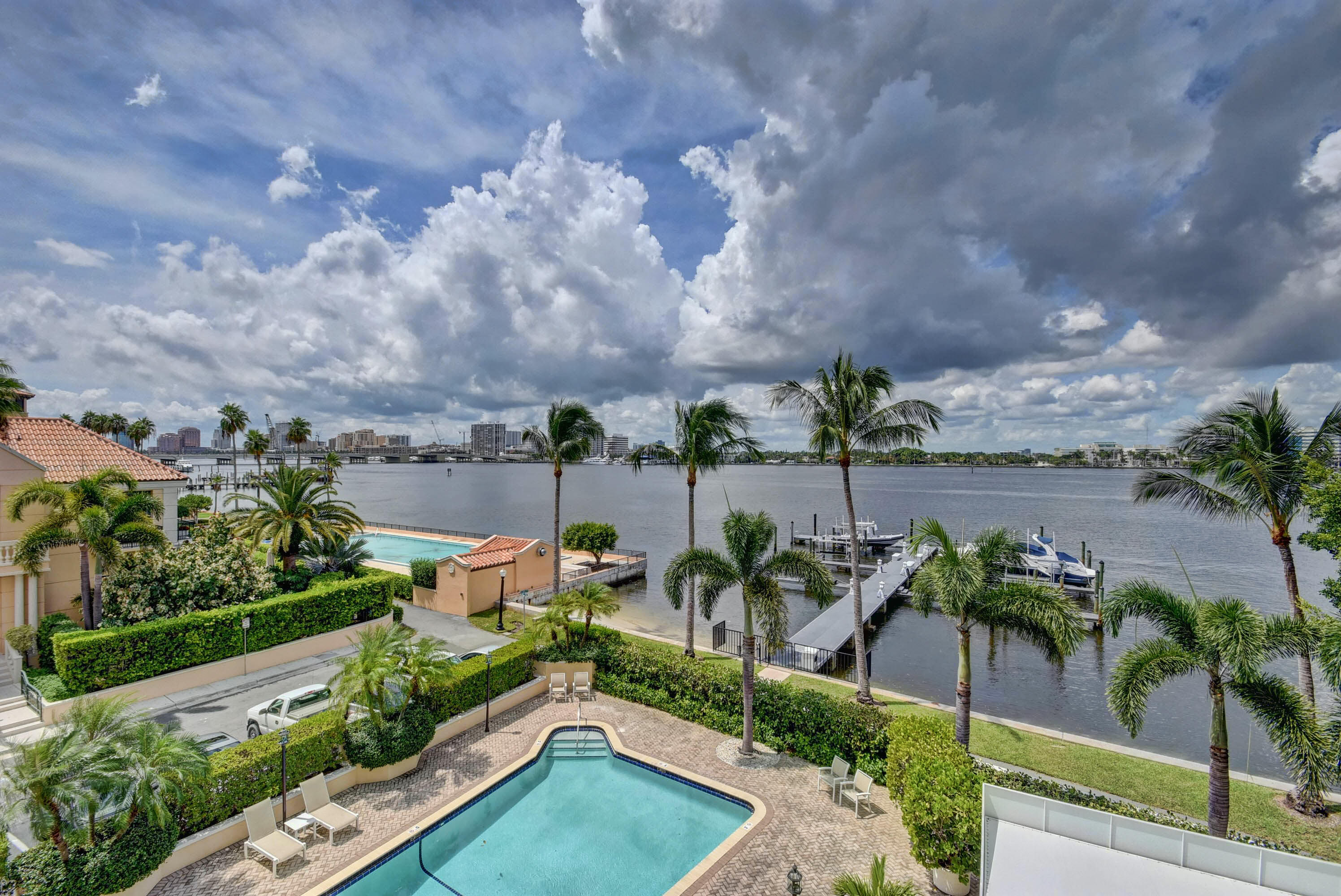 Palm Beach photo 3