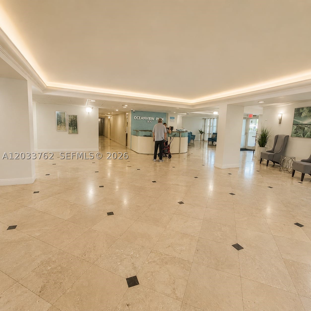 Hallandale Beach photo 2