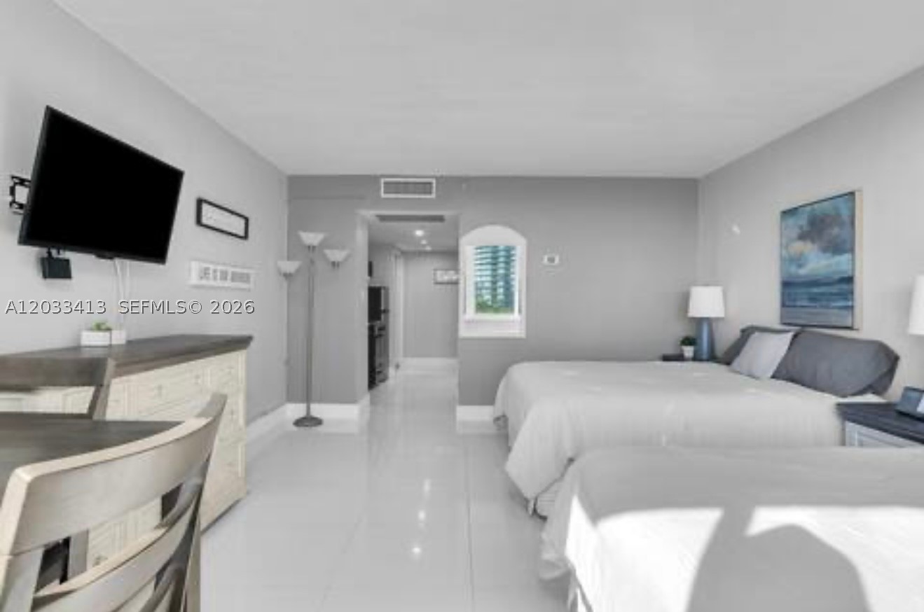 Sunny Isles Beach photo 3