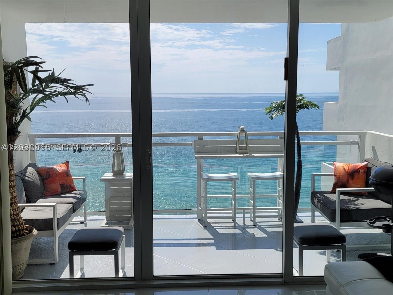 Hallandale Beach photo 4
