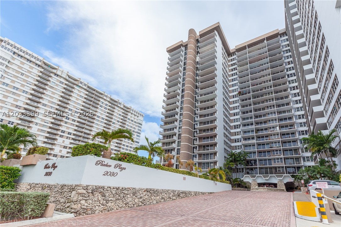 Hallandale Beach photo 1