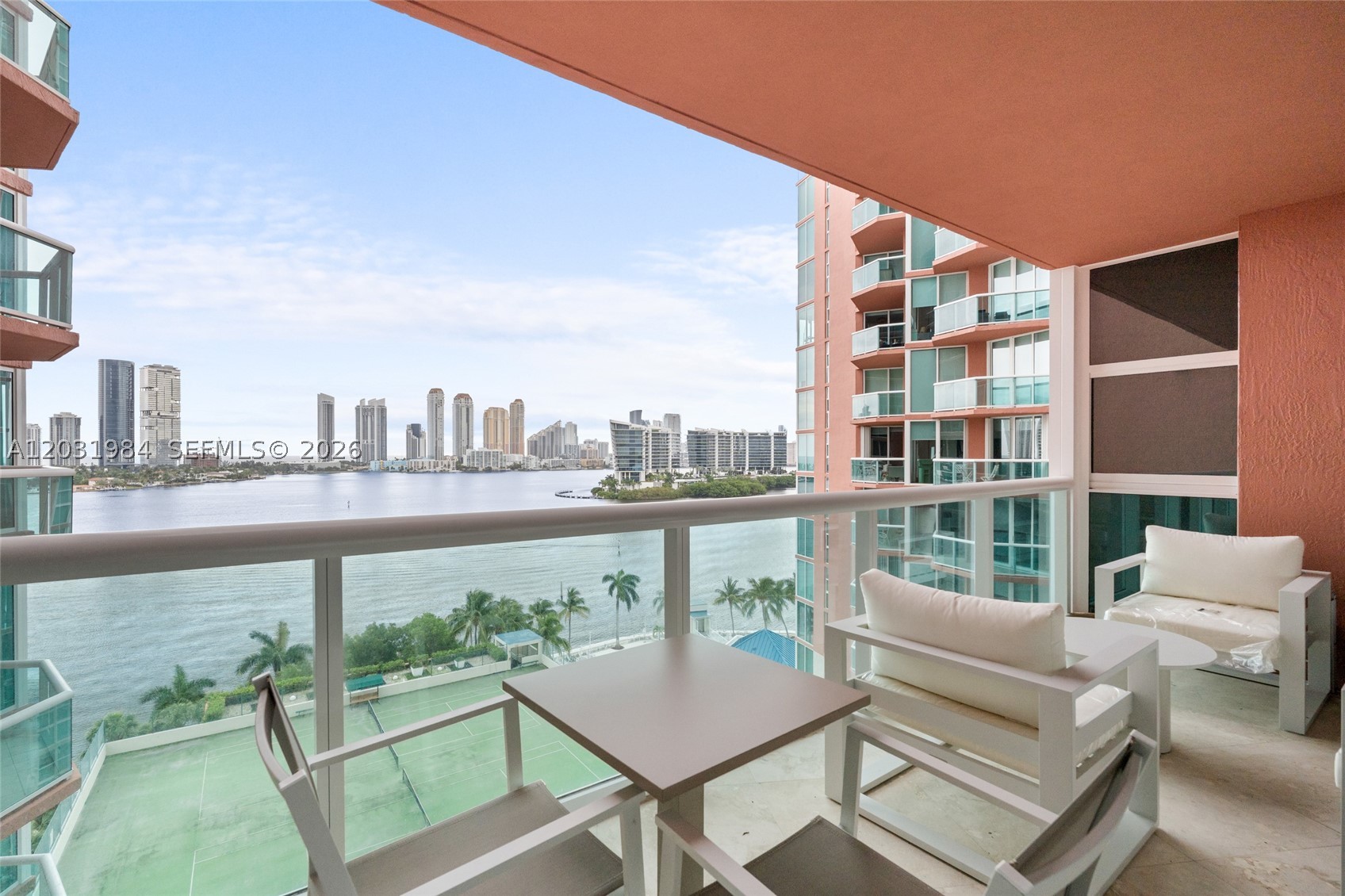 Aventura photo 5
