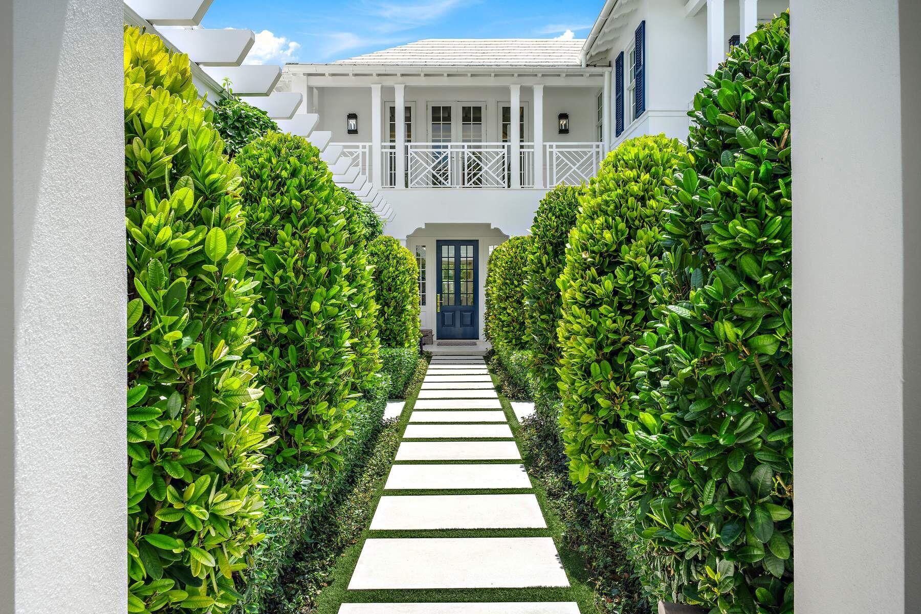 Palm Beach photo 2