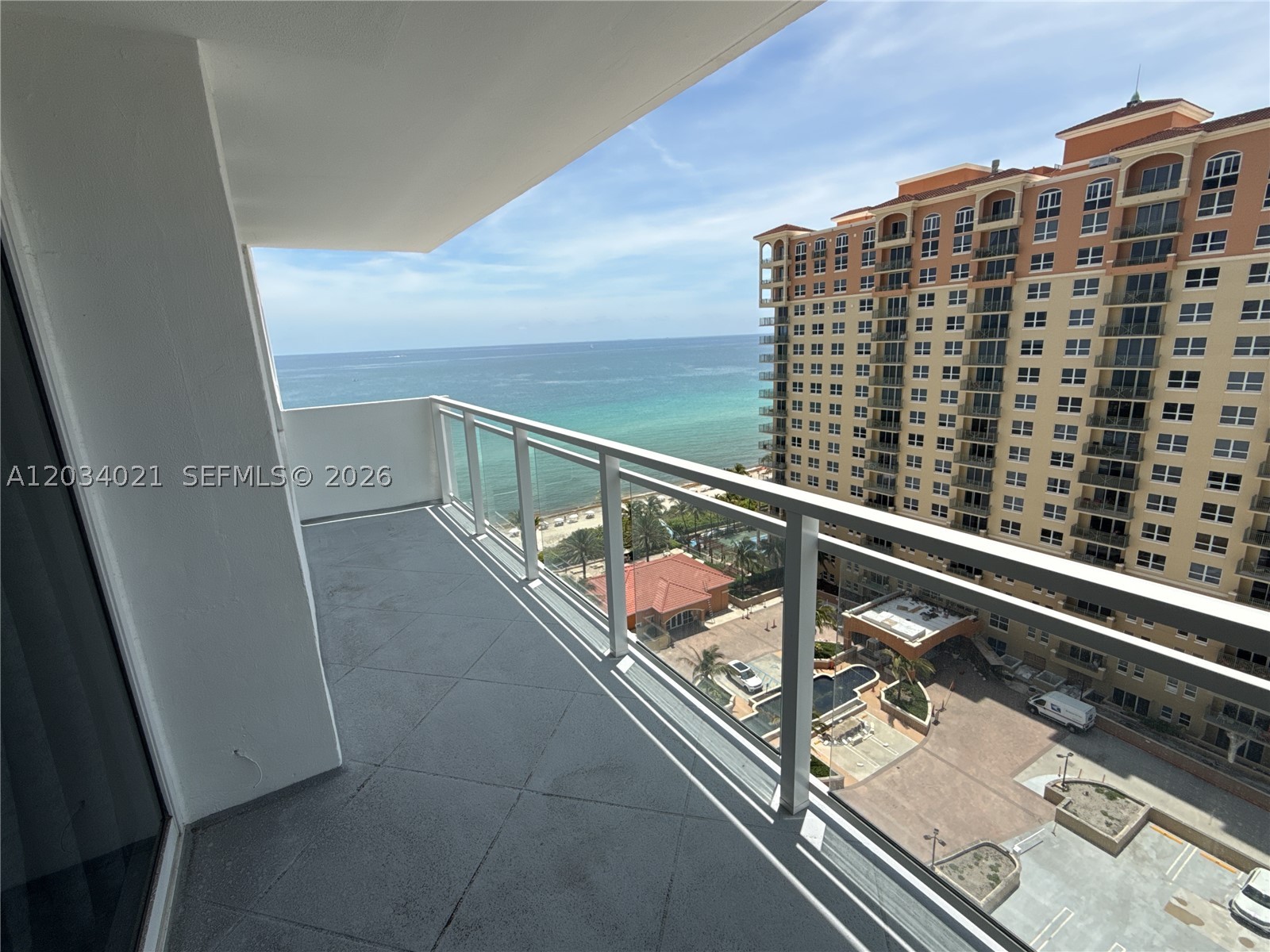 Hallandale Beach photo 3