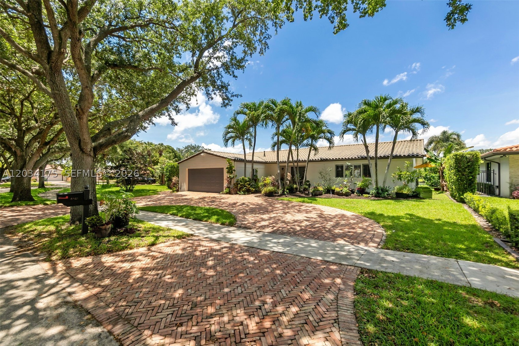 Miami Lakes photo 2