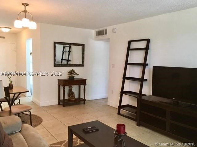 North Miami photo 2