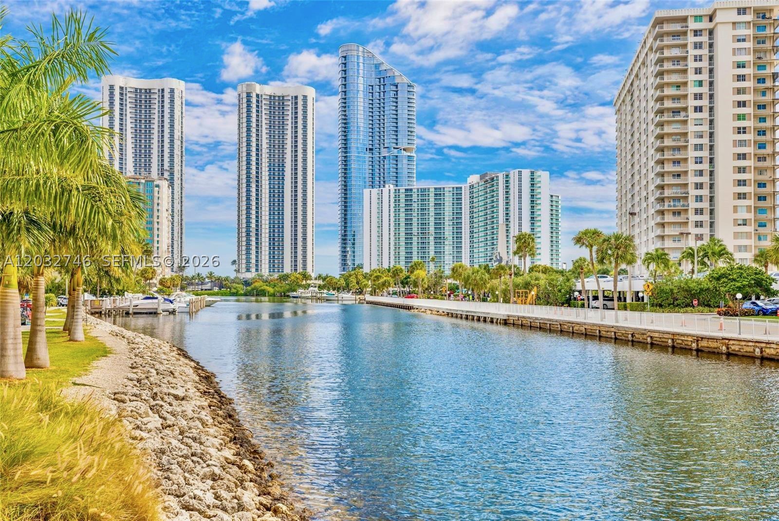 Sunny Isles Beach photo 1
