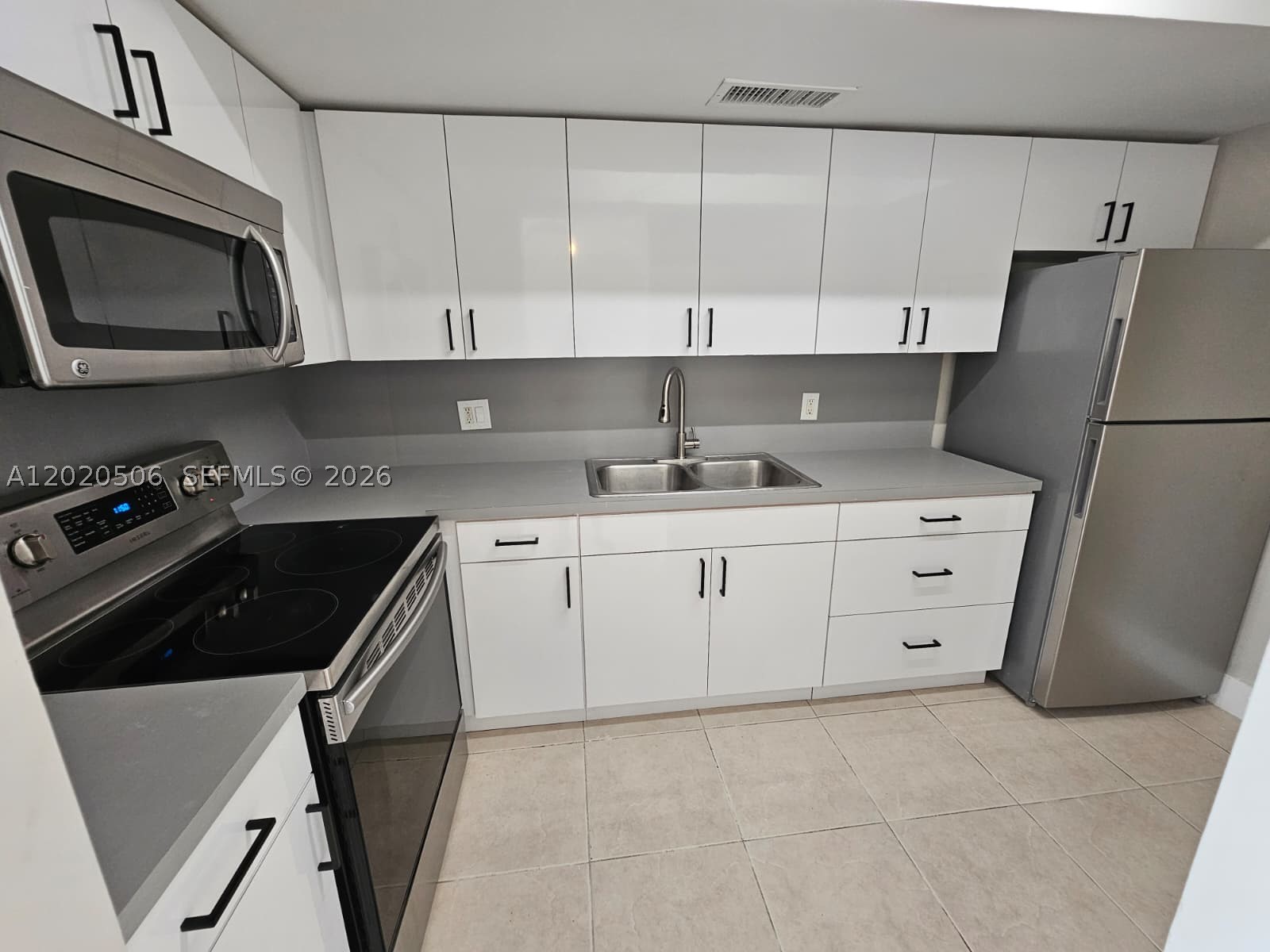 North Miami photo 2