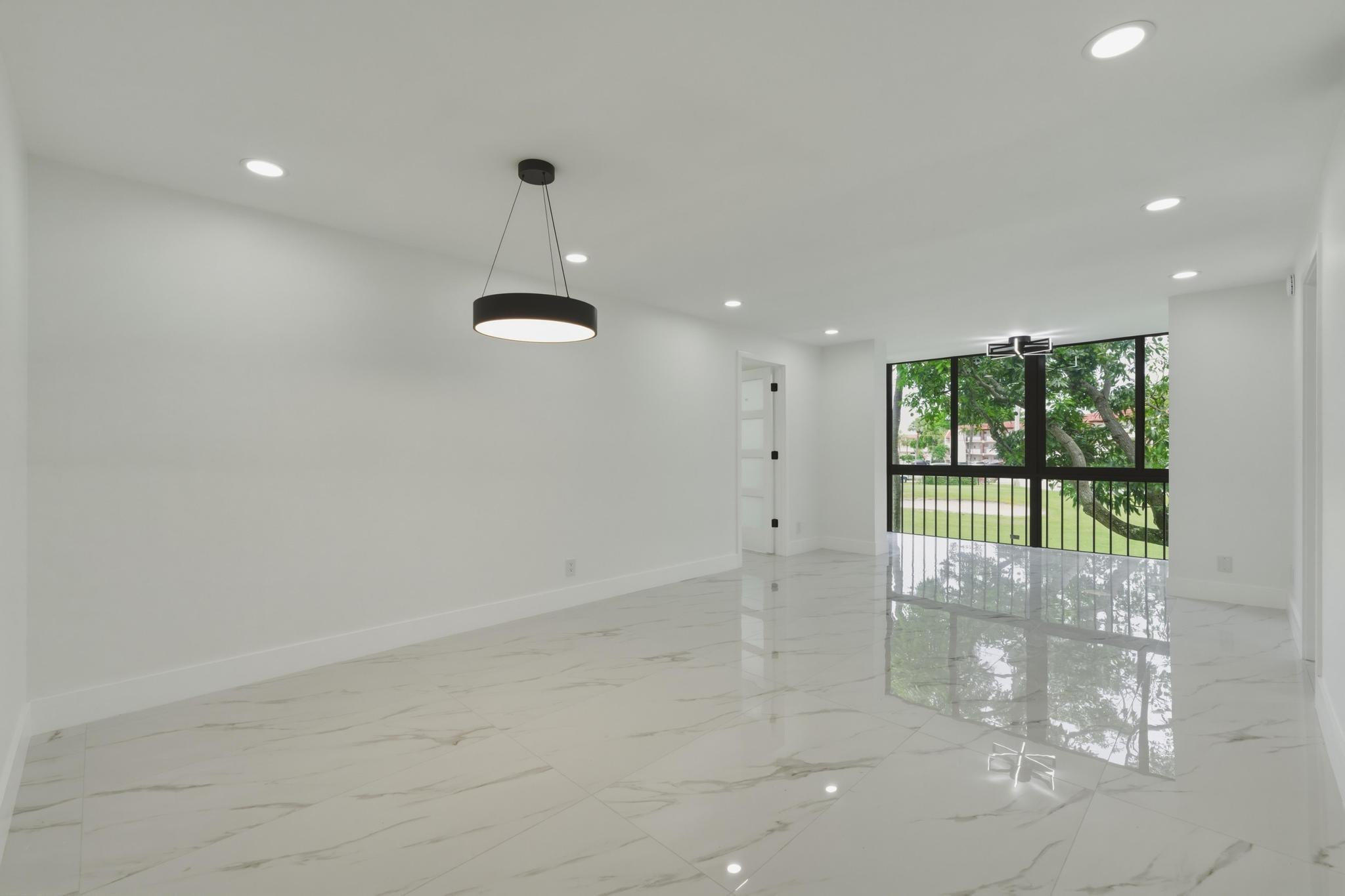 Pembroke Pines photo 2
