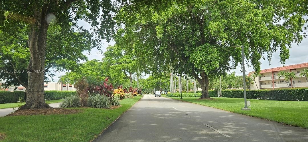 Pembroke Pines photo 1