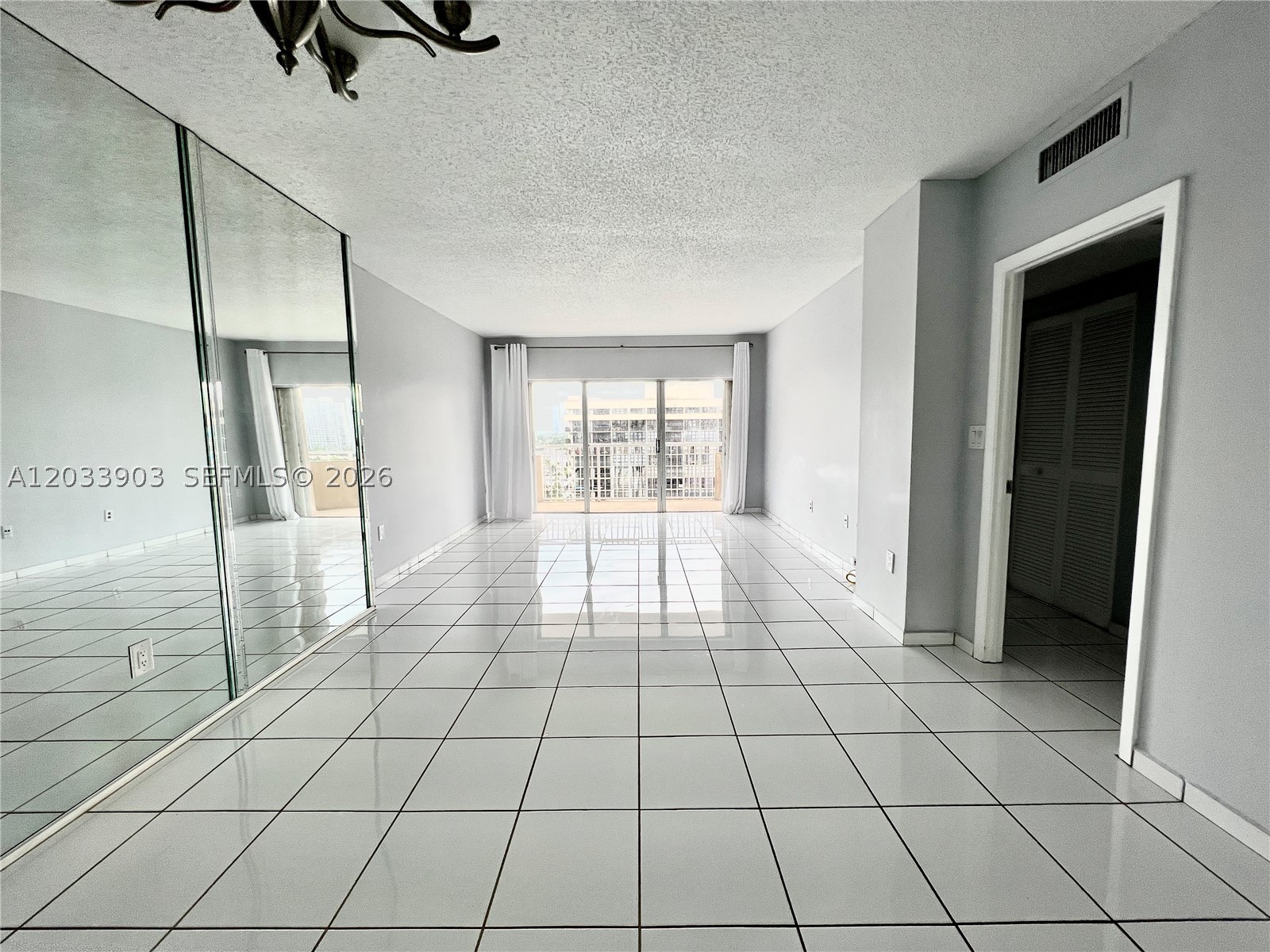 Hallandale Beach photo 3