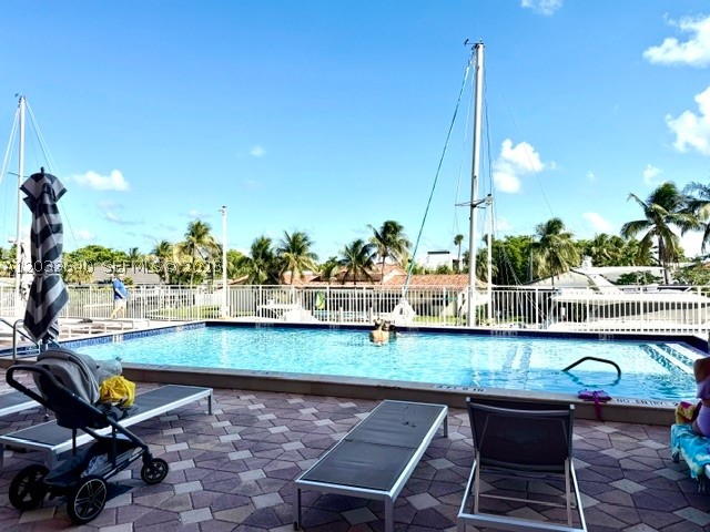 North Miami photo 3