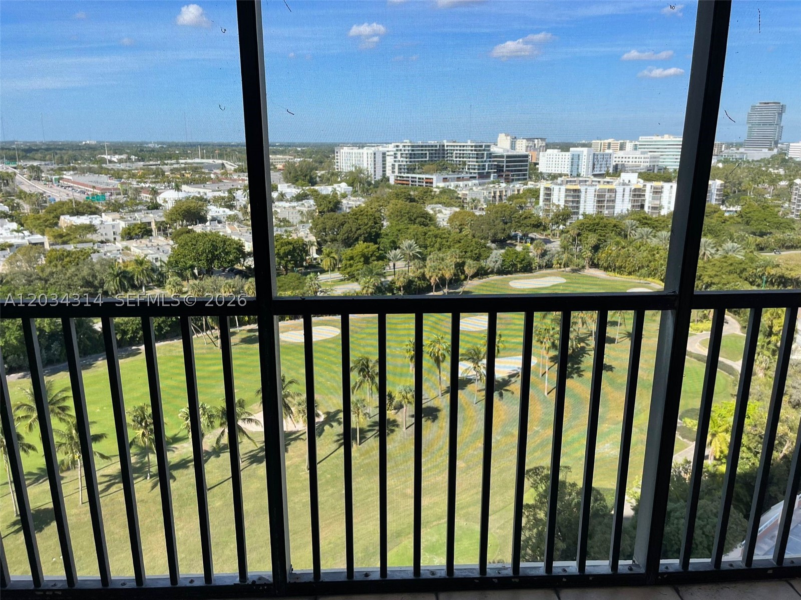 Aventura photo 1