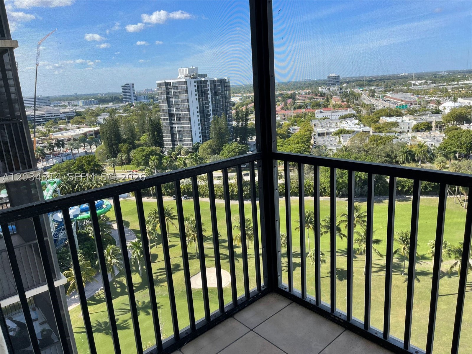 Aventura photo 2