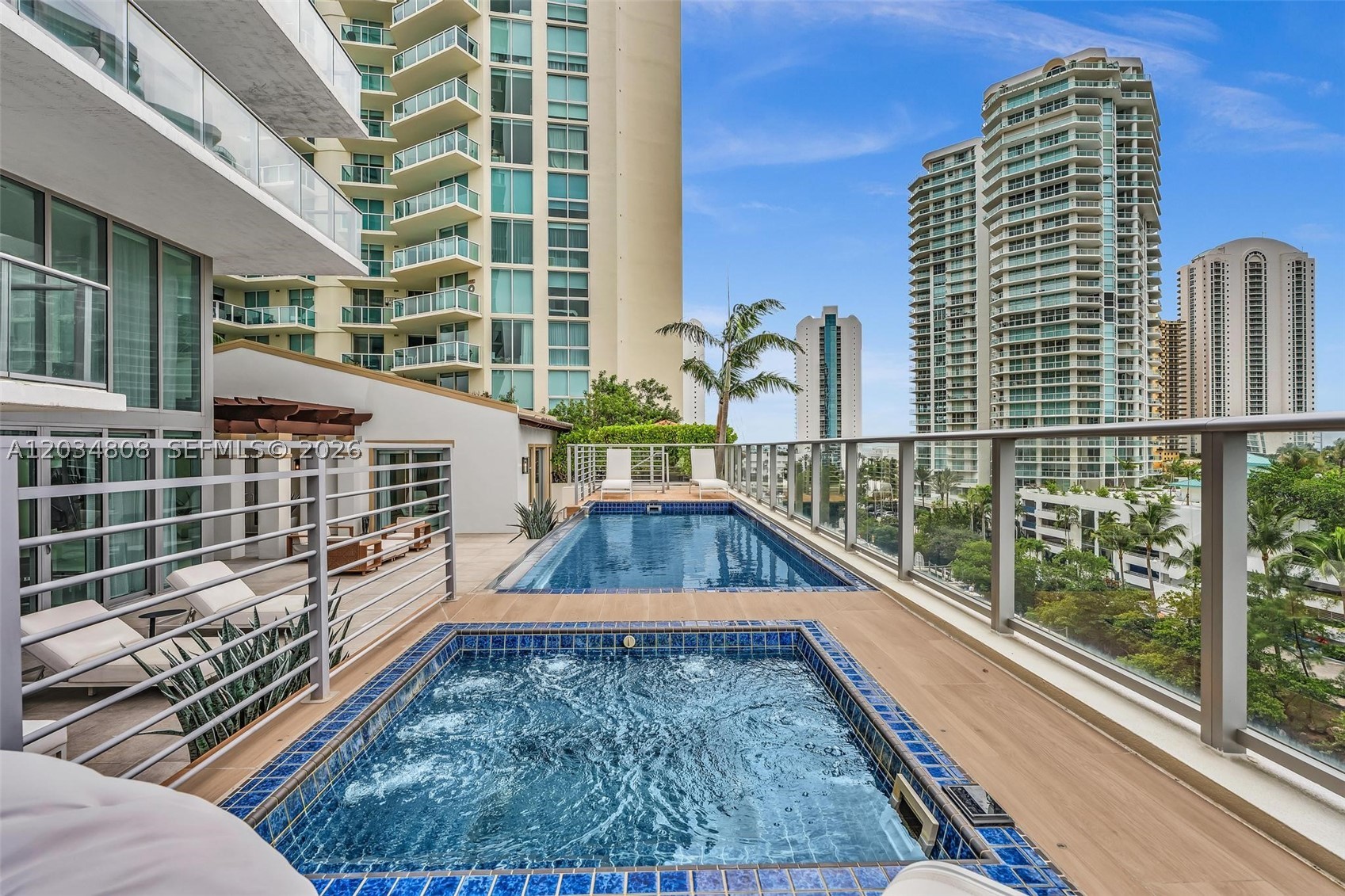 Sunny Isles Beach photo 4