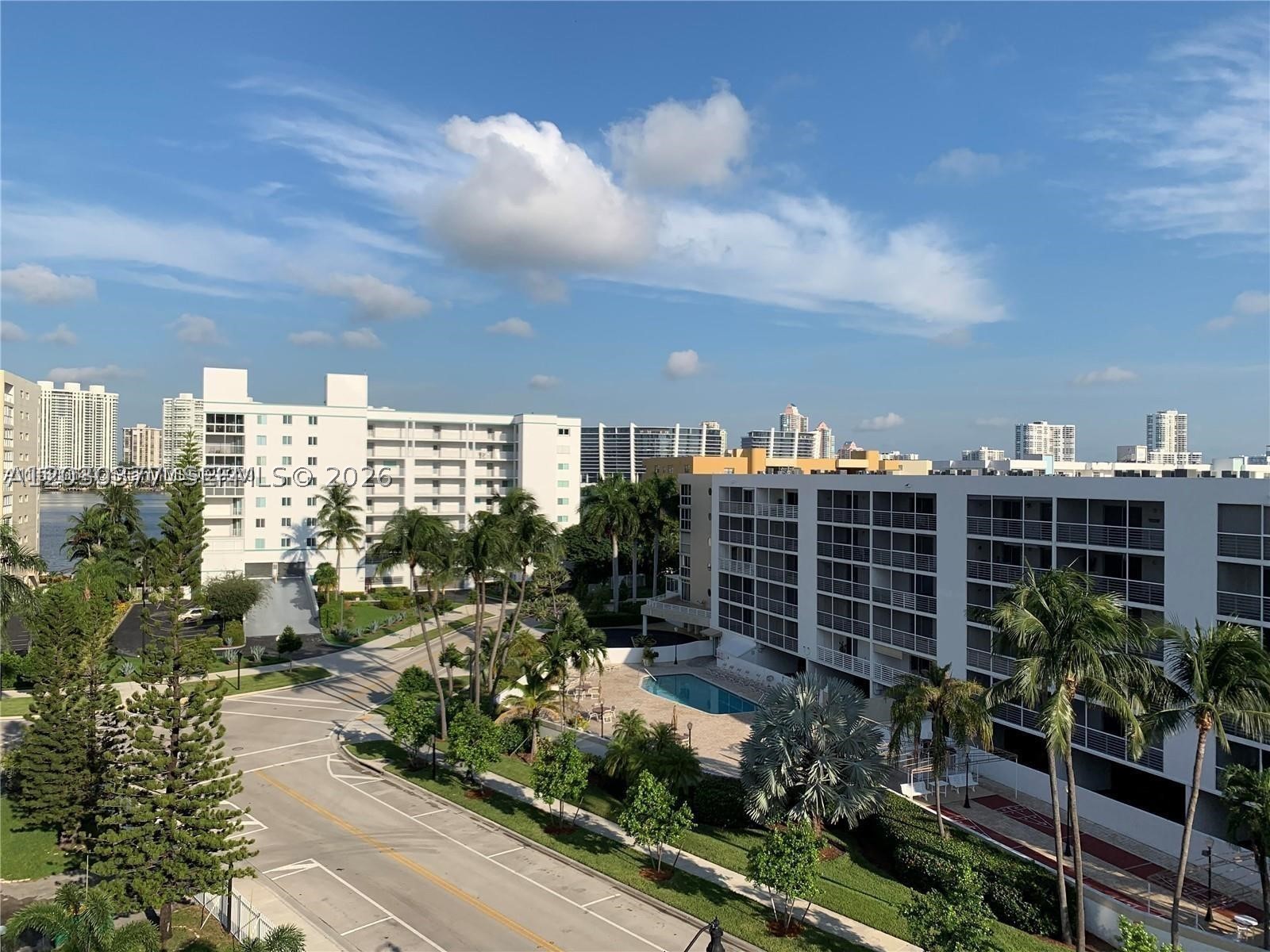 Sunny Isles Beach photo 1