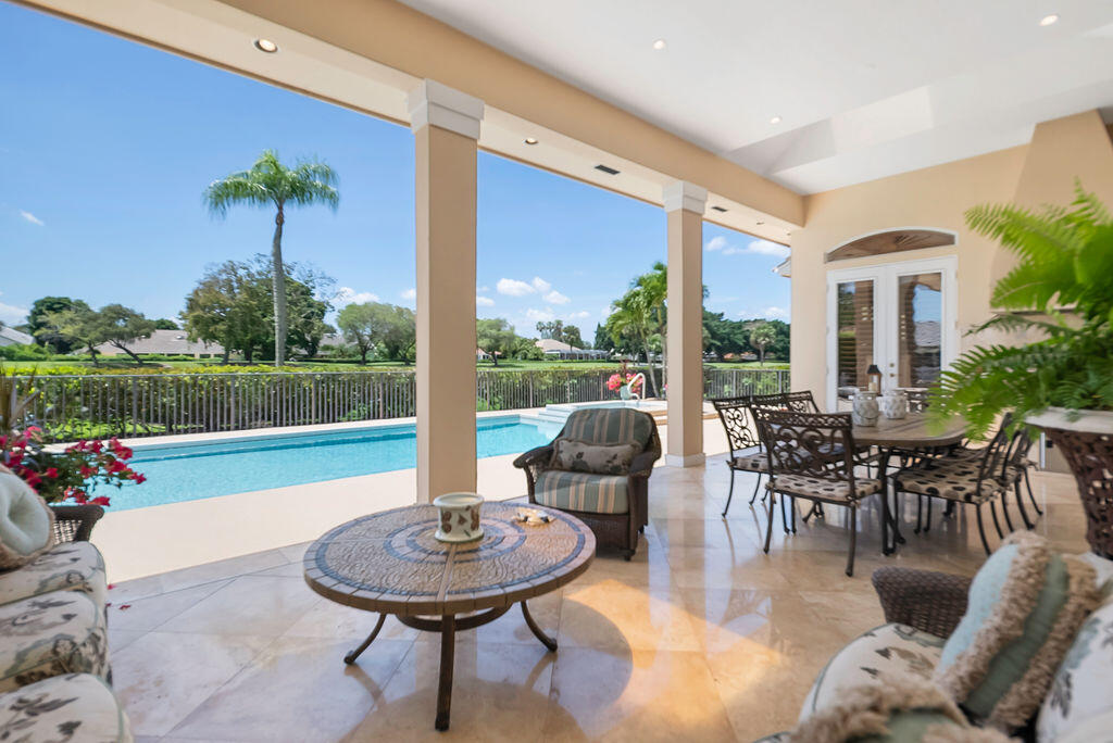 Palm Beach Gardens photo 2