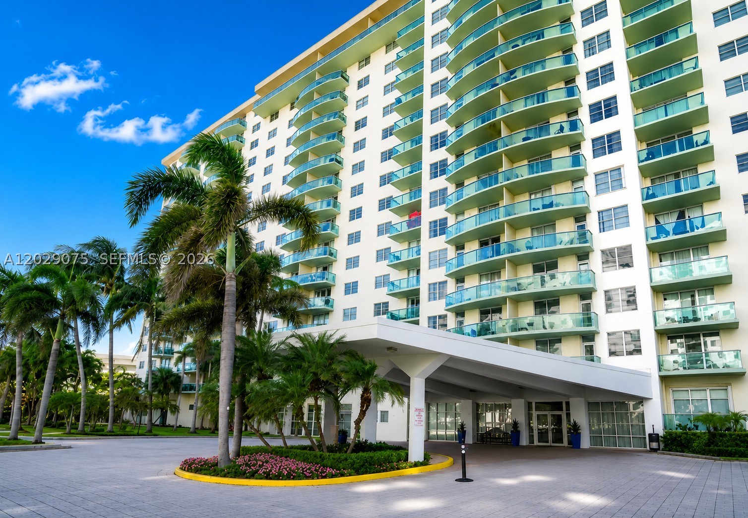 Sunny Isles Beach photo 2