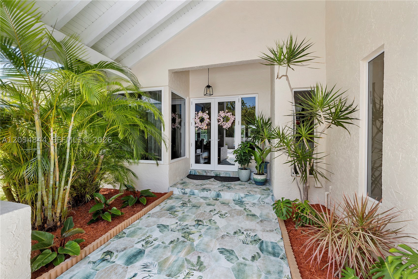 Palmetto Bay photo 2