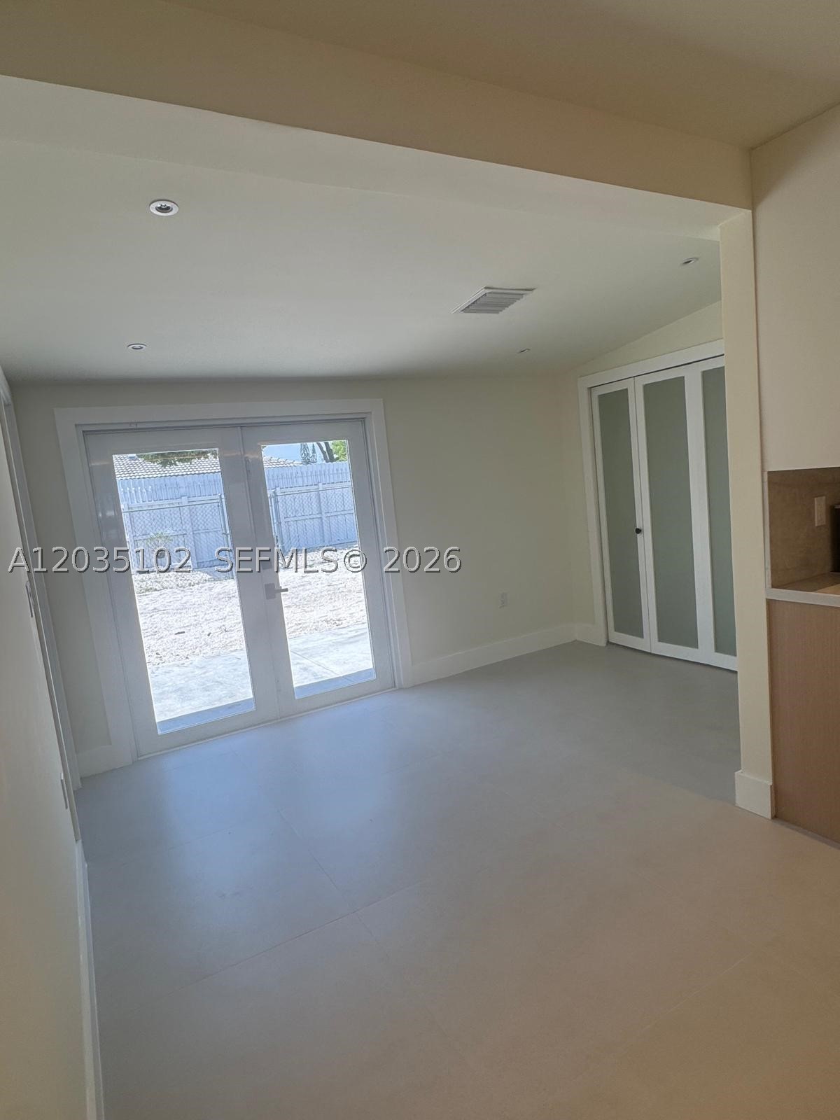 Hialeah photo 5
