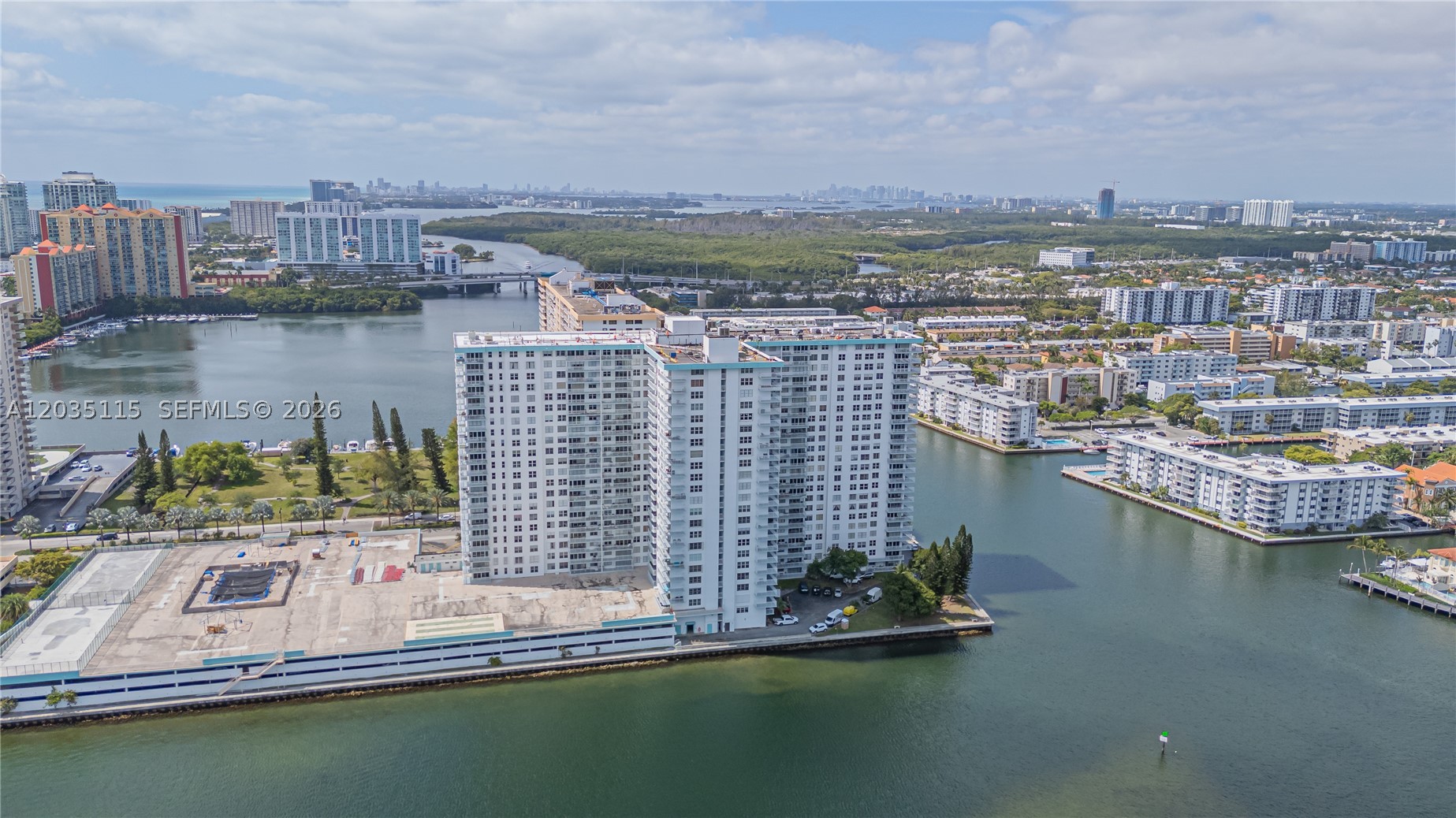 Sunny Isles Beach photo 2
