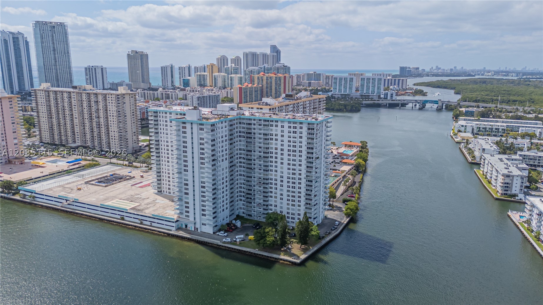 Sunny Isles Beach photo 3