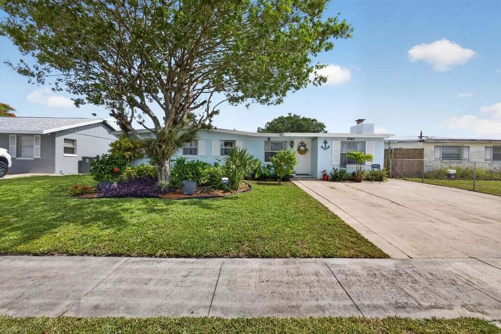 MLS listing photo 5