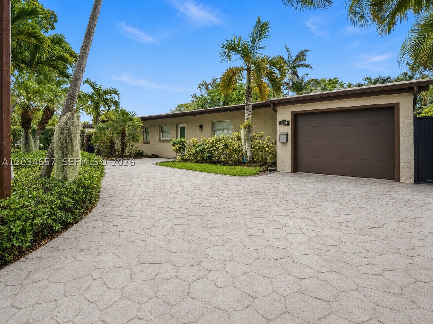 North Miami photo 1