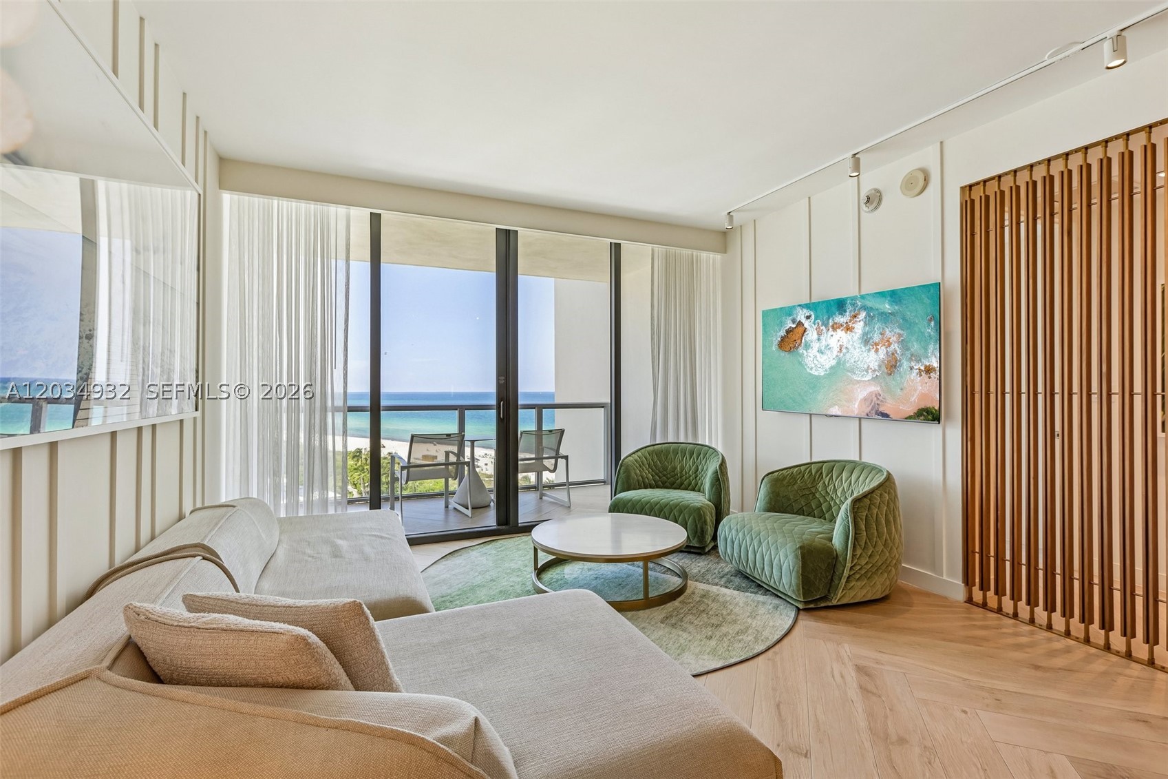 Miami Beach photo 1