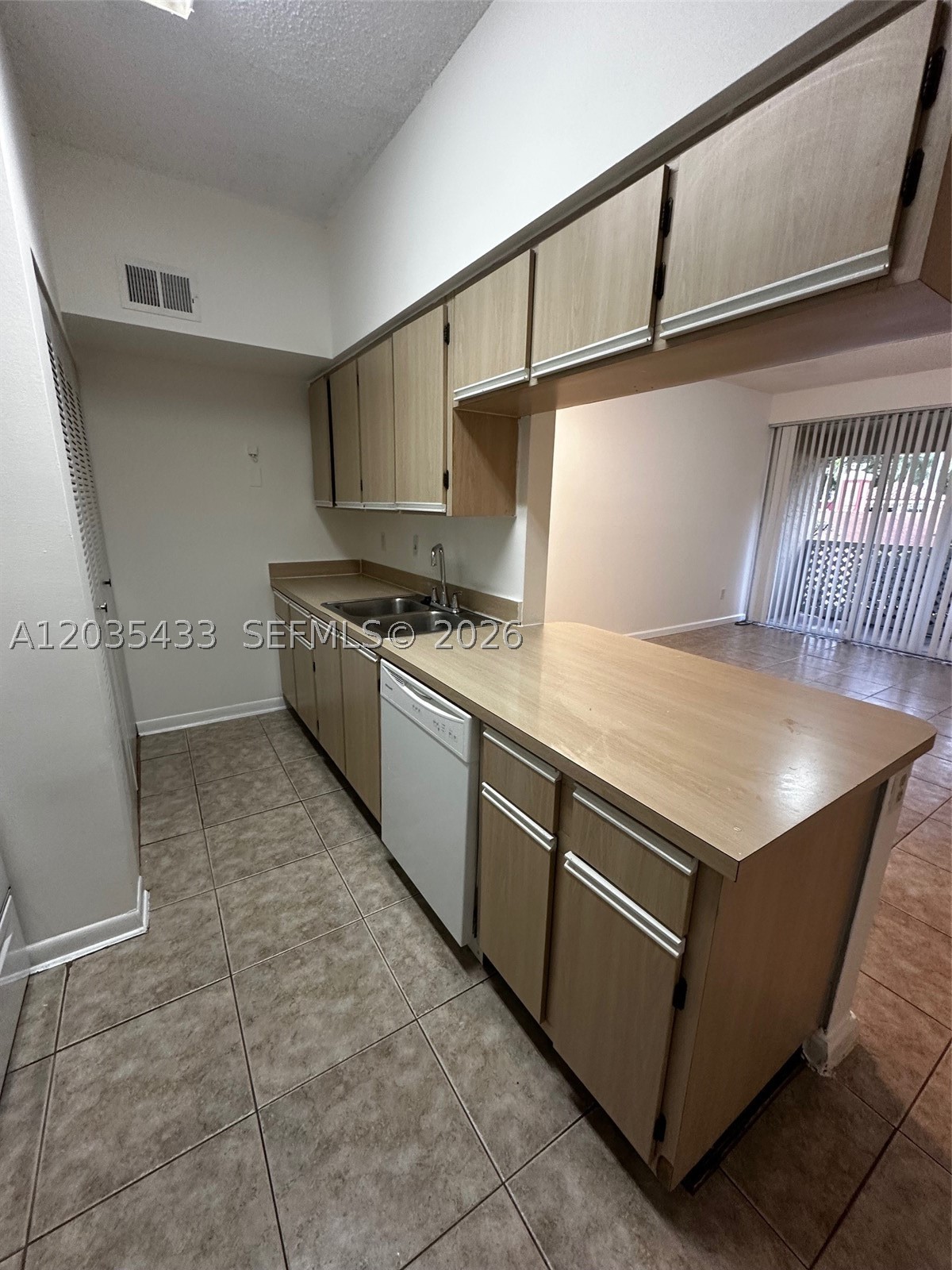 Hialeah photo 3