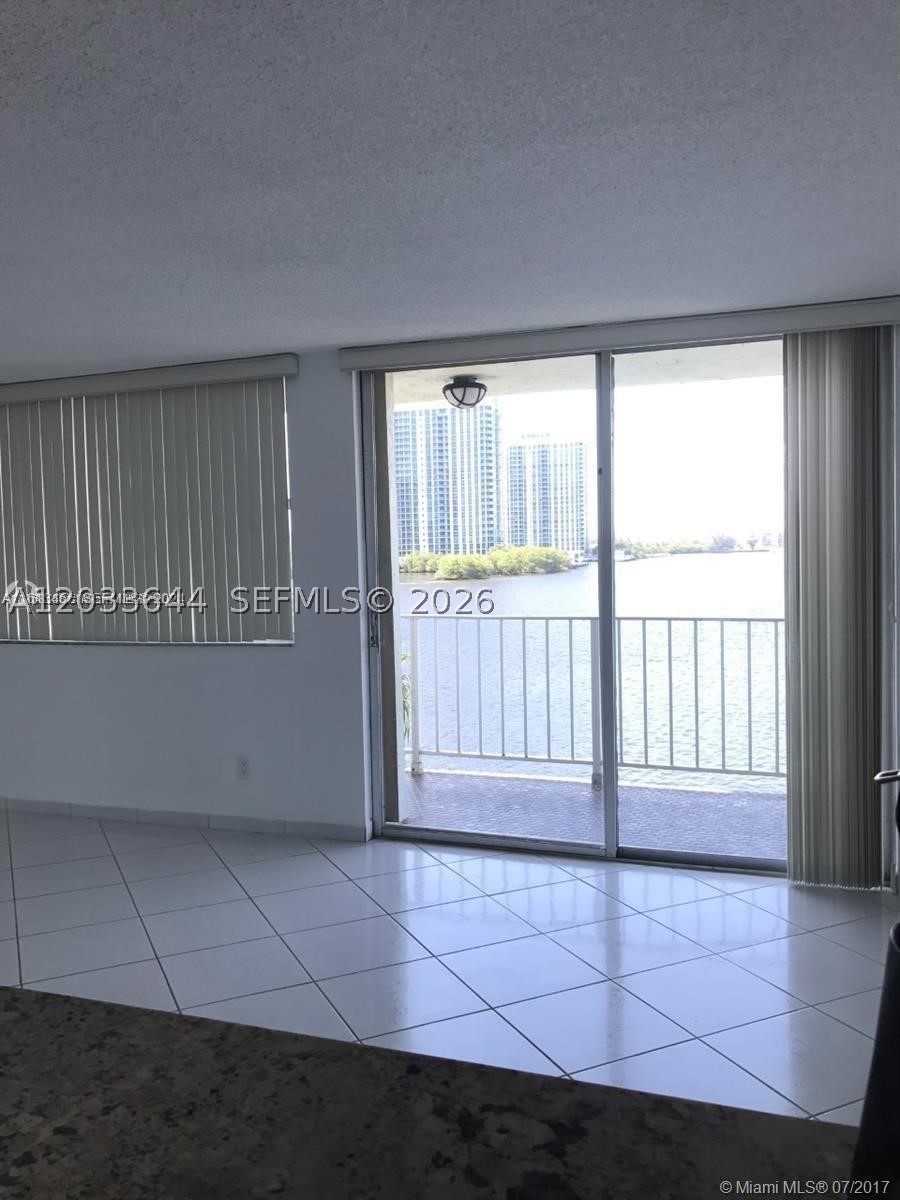 North Miami Beach photo 5
