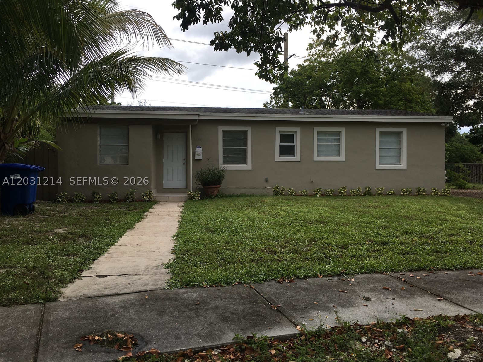 North Miami Beach photo 1