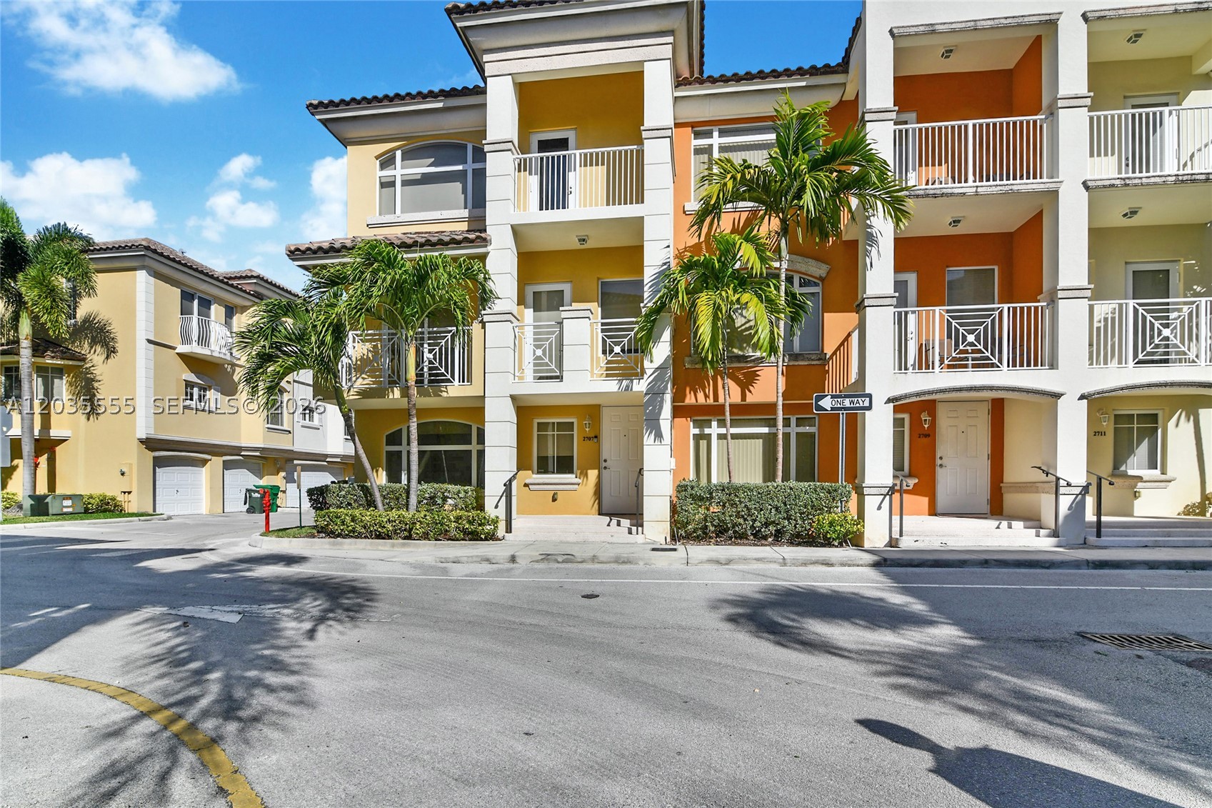 Aventura photo 1