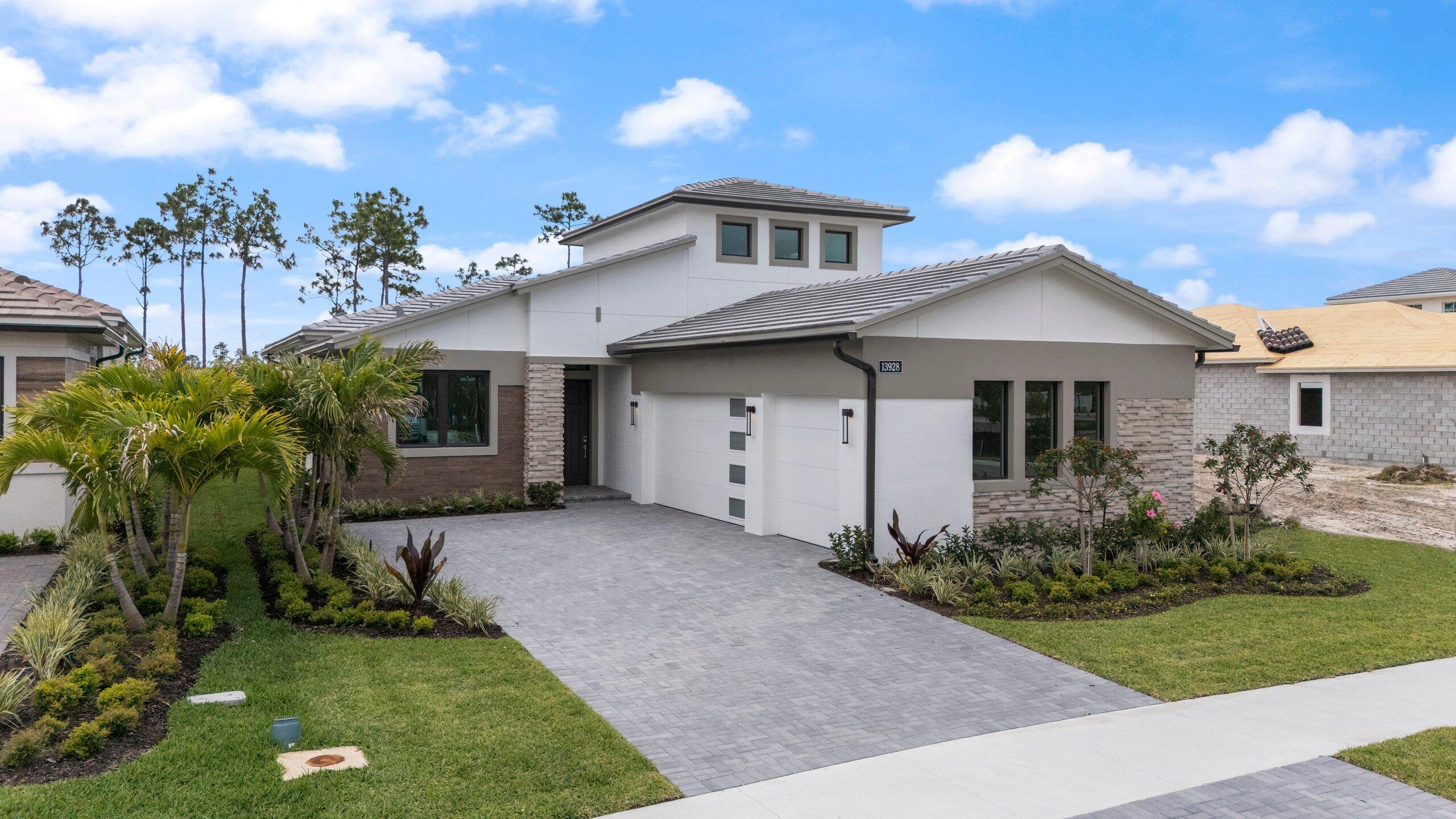 Palm Beach Gardens photo 1