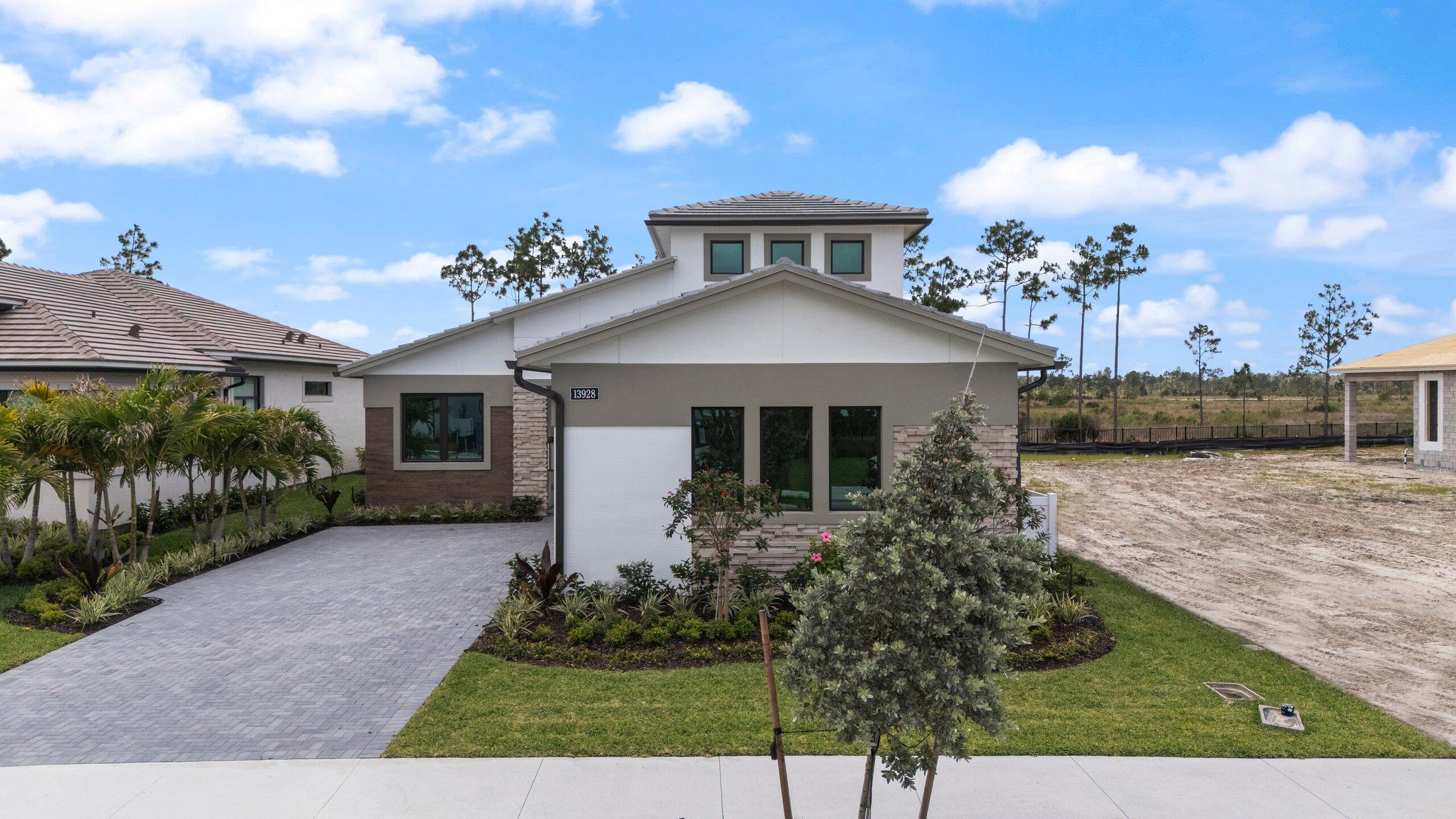 Palm Beach Gardens photo 2