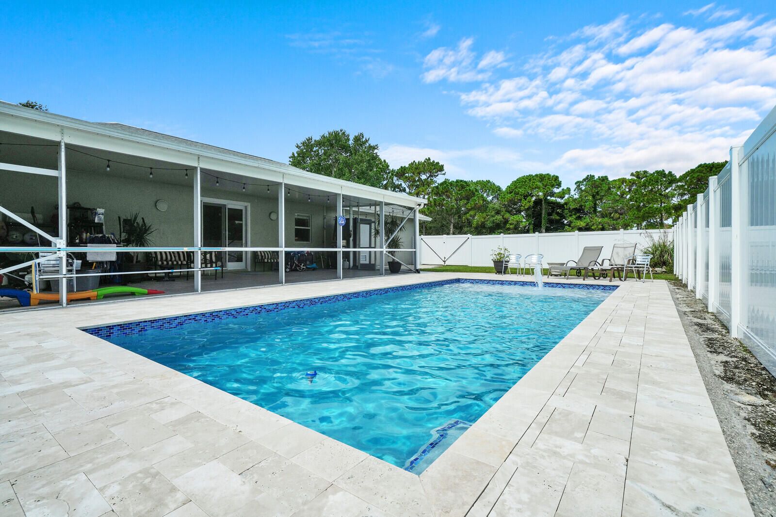 Palm Beach Gardens photo 2