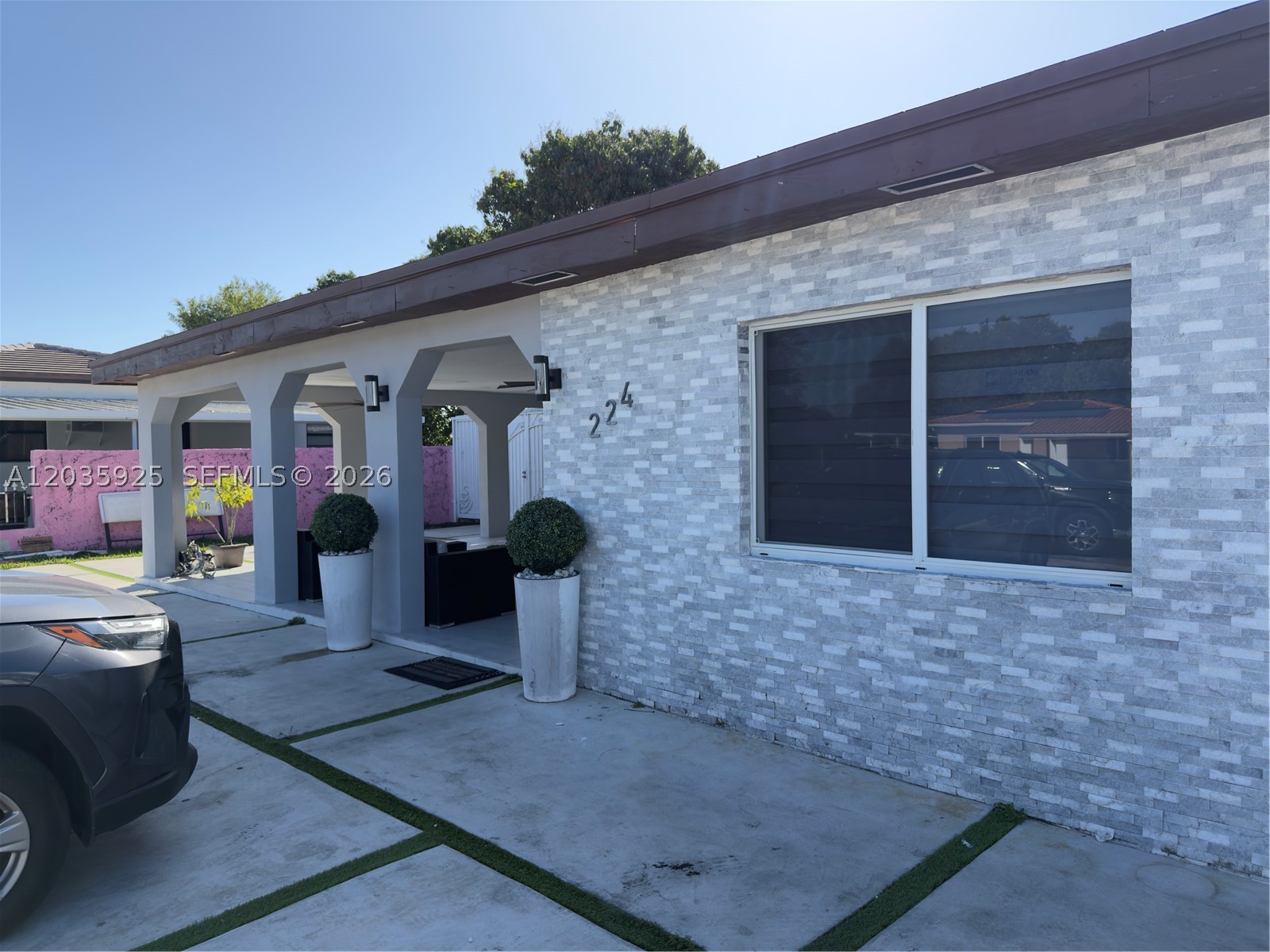 Hialeah photo 4