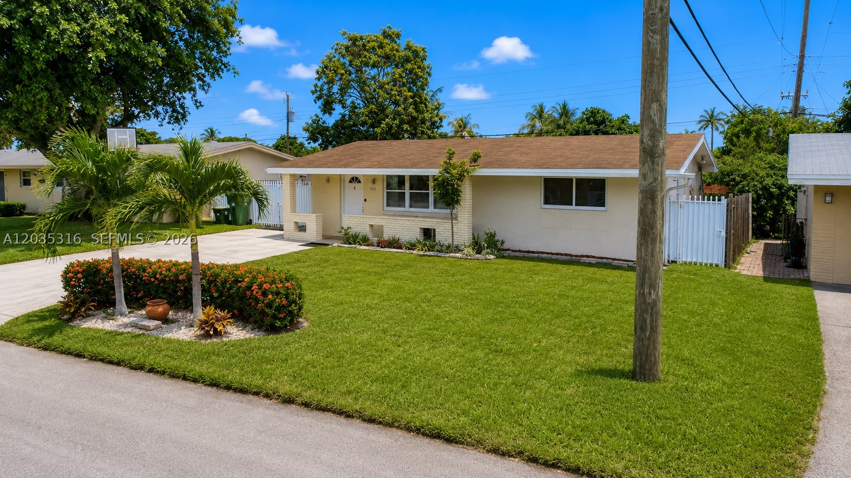 Pembroke Pines photo 3