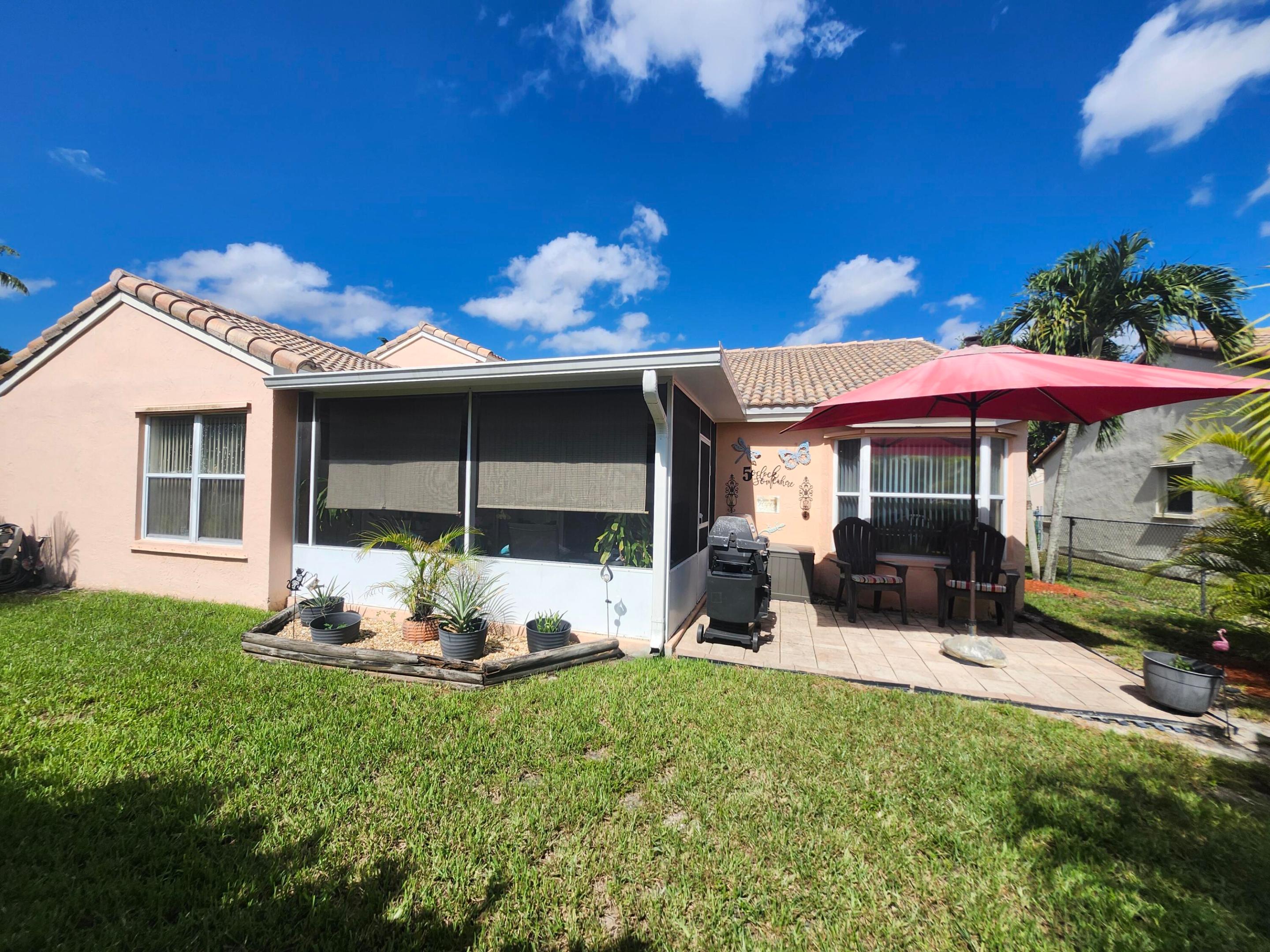 Pembroke Pines photo 3